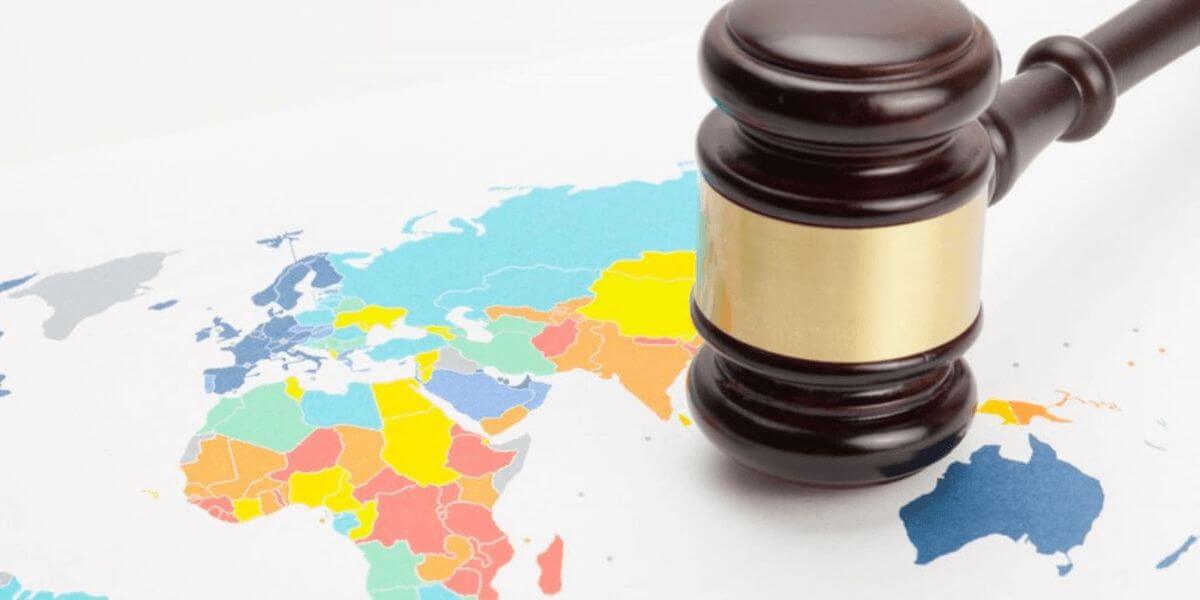 What is an International Lawyer, and how to become one - TIL