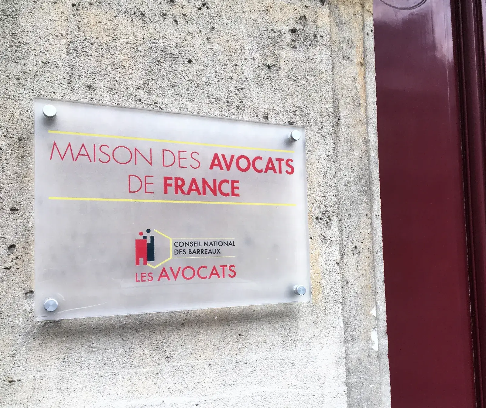 How to a Lawyer in France as a foreign national ? The